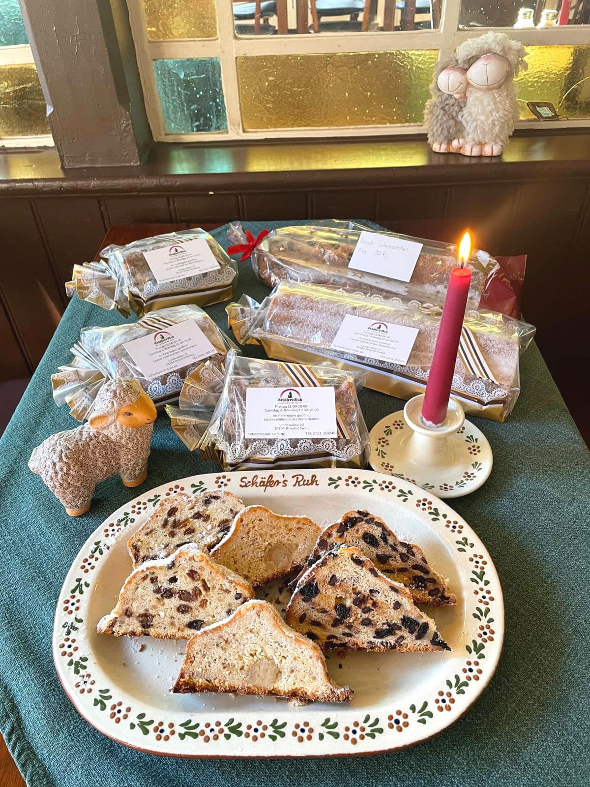 Christstollen-Angebote im Café Schäfers'Ruh -Braunschweig Christstollen-Angebote im Café Schäfers'Ruh -Braunschweig